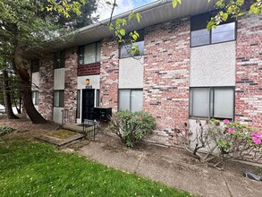 Building Photo - Olympic Vue Apartments