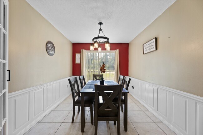 Building Photo - 22831 Fritz Ln