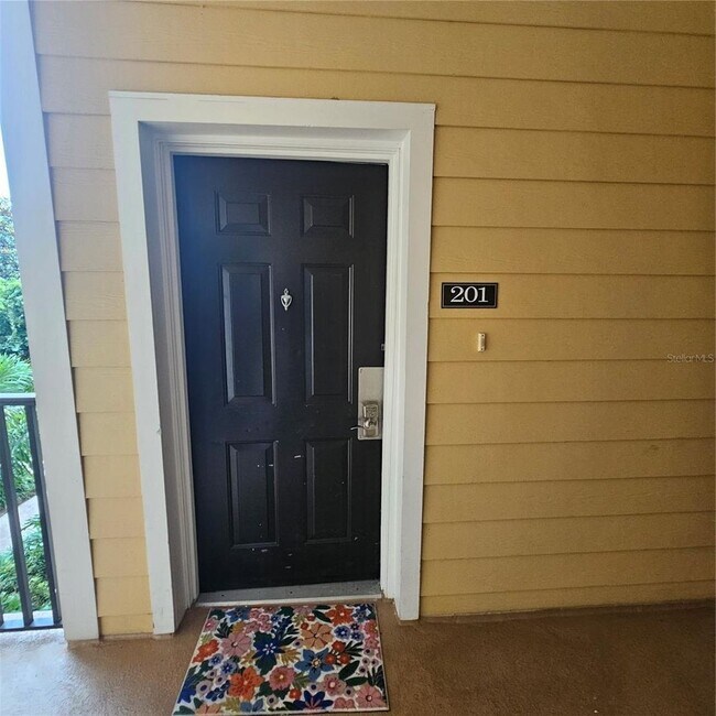 Building Photo - Caribe Cove 2/2 Fully Furnished condo near Disney and Davenport