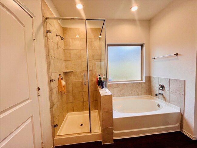 Building Photo - 2914 Roman Forest Blvd