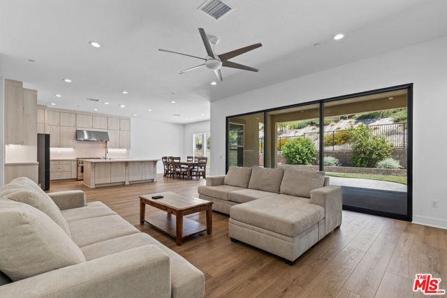 Building Photo - 20723 Deer Grass Ct