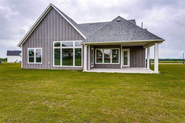 Building Photo - 709 Lexington Ln