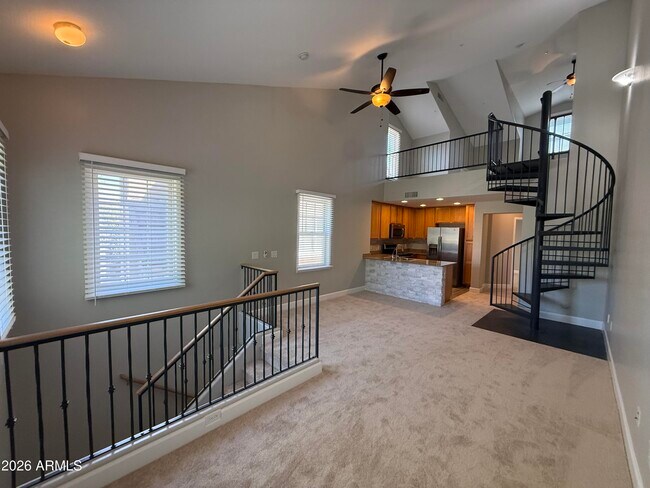 Building Photo - 1298 S Owl Dr