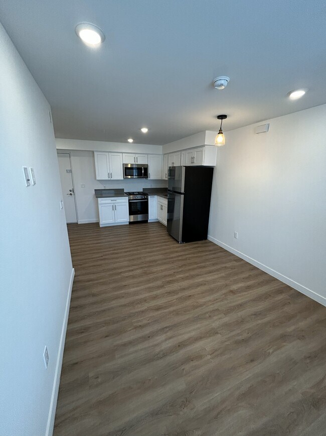 Floorplan - 11630-11640 S Main St (110 E. 116th St)