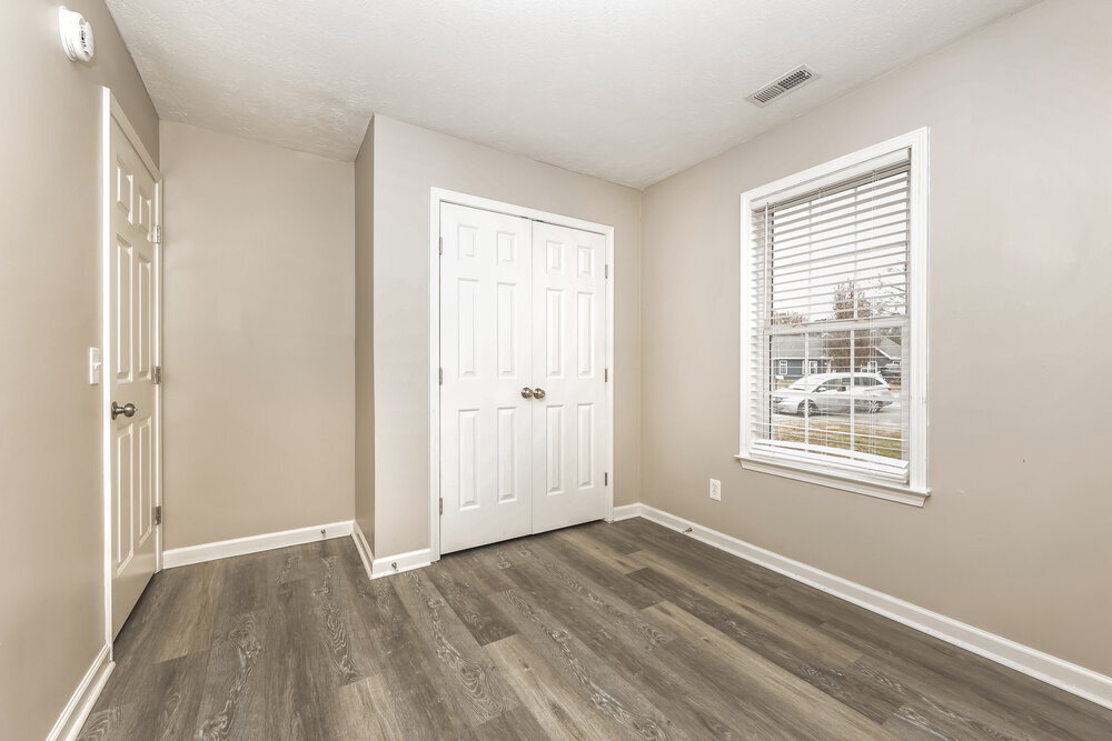 Building Photo - 1585 Ridgemont Dr