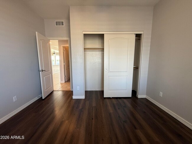 Building Photo - 4287 S Kimberlee Dr