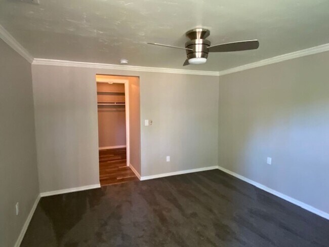 Building Photo - 415-419 SIXTH