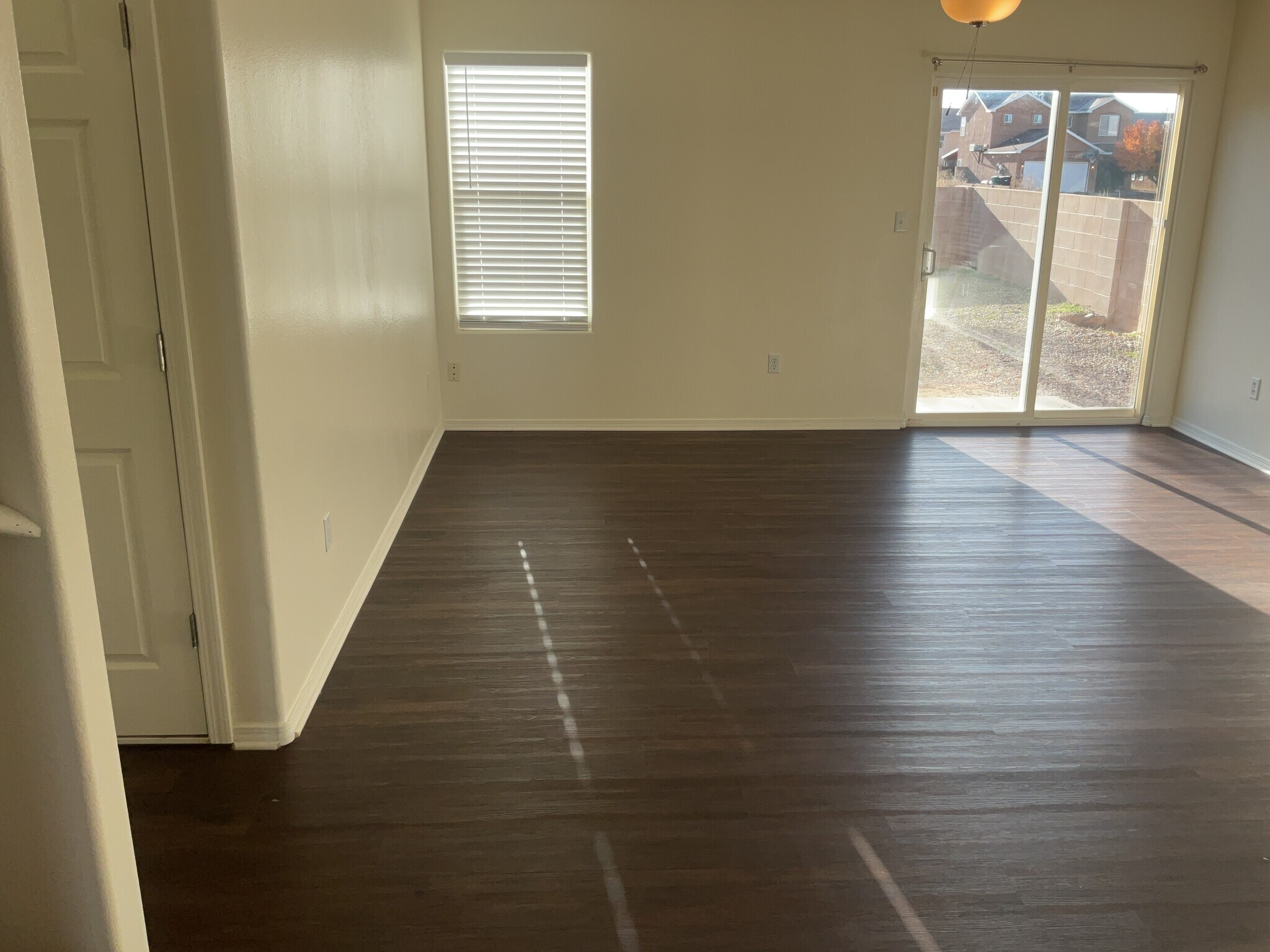 Building Photo - 1452 Penasco Rd NE