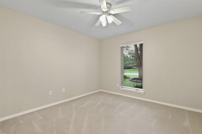 Building Photo - 3 bed, 2 bath home in Burleson