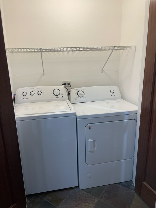 Building Photo - 1427 N Sedgwick St