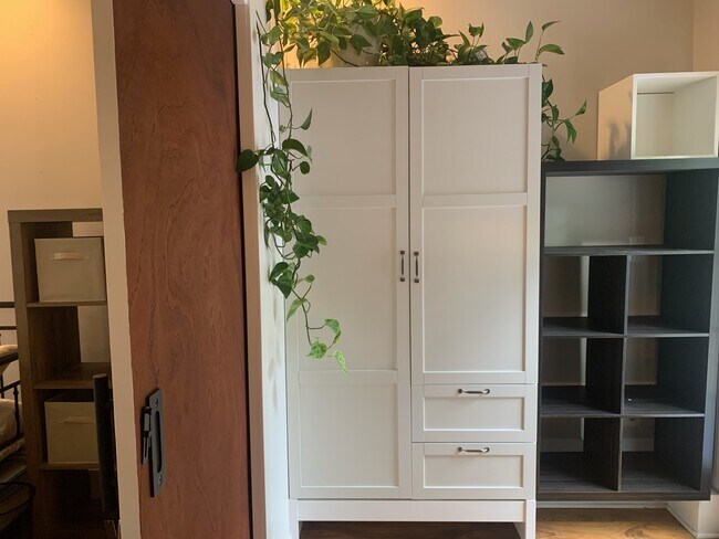 Building Photo - 209 Cannon Rd