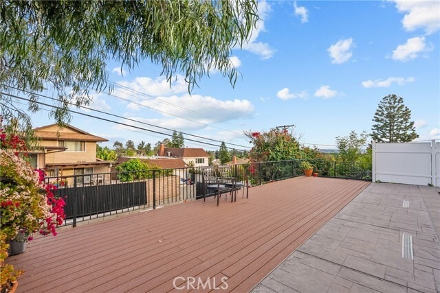 Building Photo - 9558 Swinton Ave