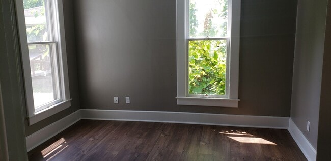 Building Photo - 3 bedroom 1 bath