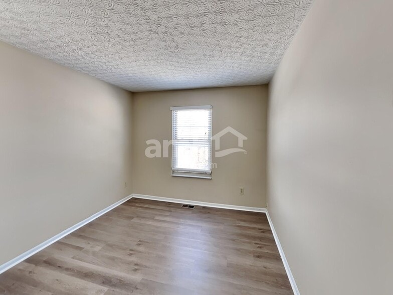 Building Photo - 5798 Sharets Dr