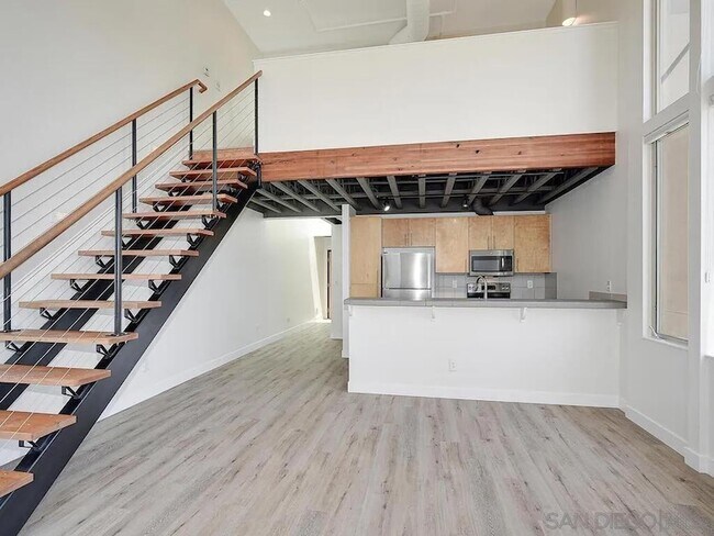 Building Photo - 4134 Adams Ave