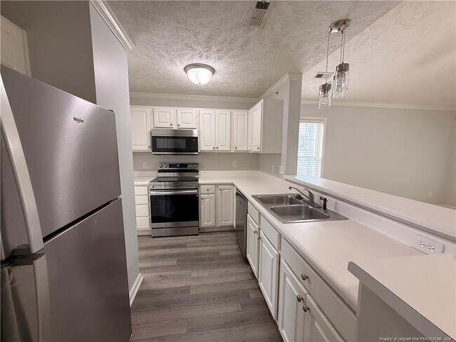 Building Photo - 3342 Harbour Pointe Pl