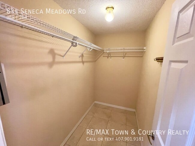 Building Photo - 834 Seneca Meadows Rd
