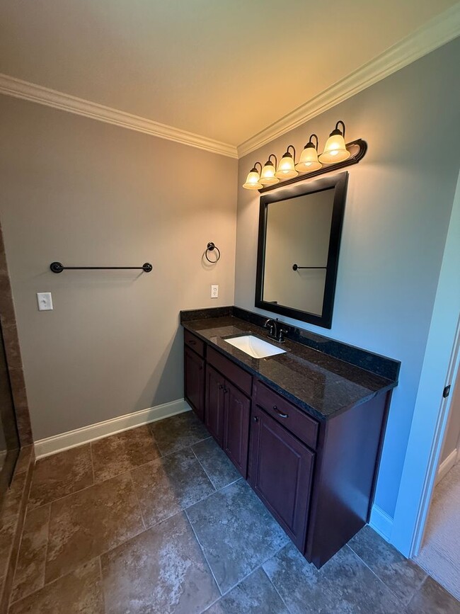 Building Photo - Soddy Daisy Rental Available with Full Bas...