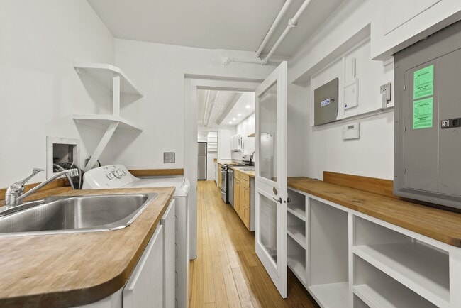 Building Photo - 1119 N Calvert St