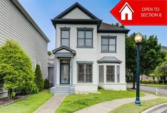 Building Photo - Nice 3 bedroom 2 bath home in the heart of Downtown Memphis - Open To Section 8