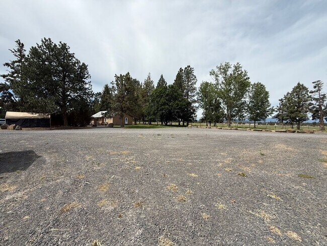 Building Photo - 21730 NE Butler Market Rd