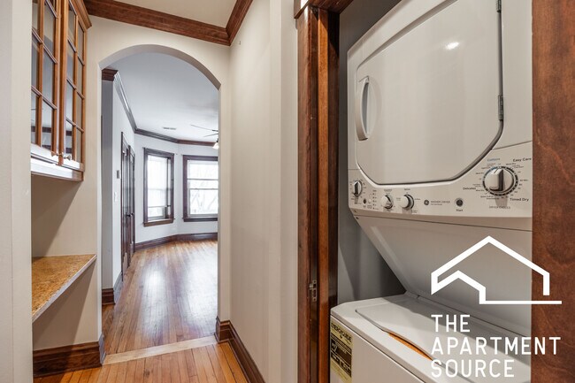 Building Photo - 4305 N Richmond St