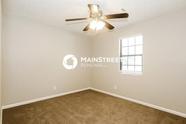 Building Photo - 3 Bedroom Pet-Friendly Home in Stone Mountain, GA with Main Street Renewal