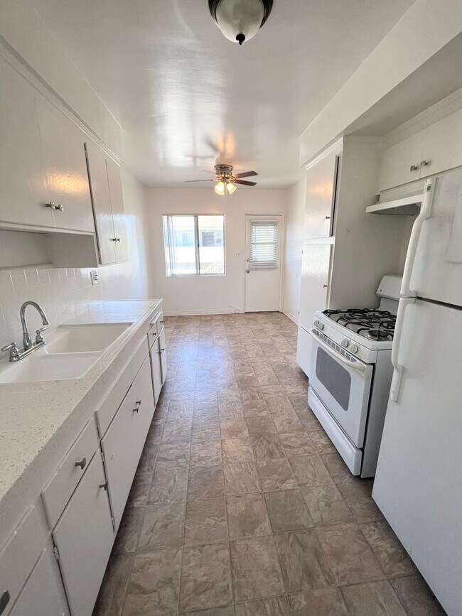 Interior Photo - Acacia Apartments