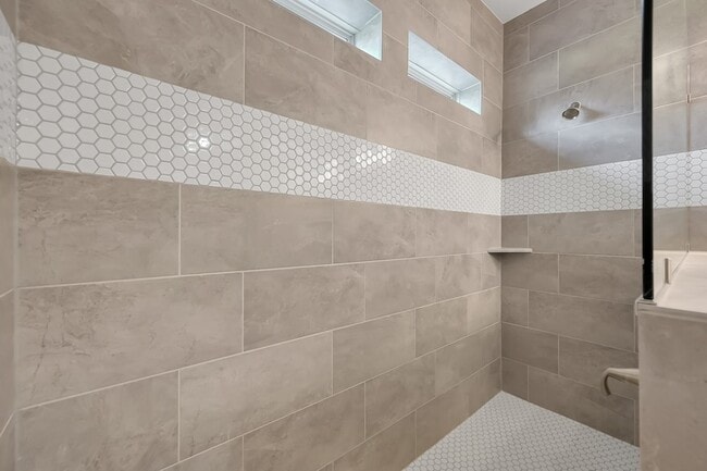 Building Photo - 32336 Noble Crk Dr