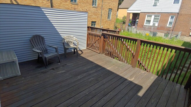 Building Photo - *Spacious 1BD/1BA 2nd Floor Apartment for rent in Dormont*