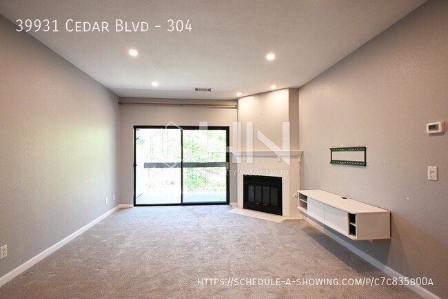 Building Photo - 39931 Cedar Blvd