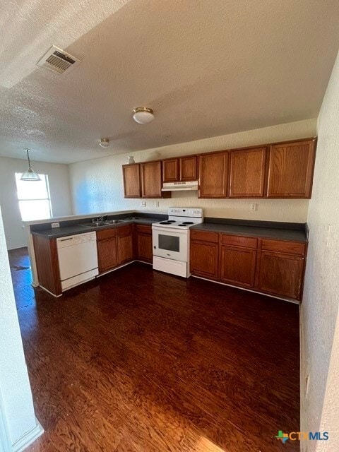 Building Photo - 2802 Cantabrian Dr
