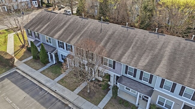 Building Photo - 2907 Berkeley Springs Pl