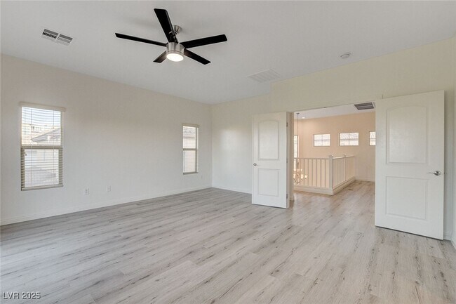 Building Photo - 1068 Riddle Glen St