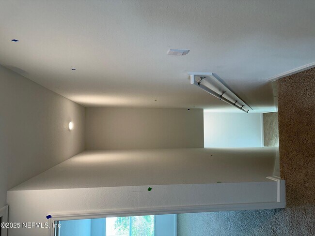 Building Photo - 120 Summer Moon Dr