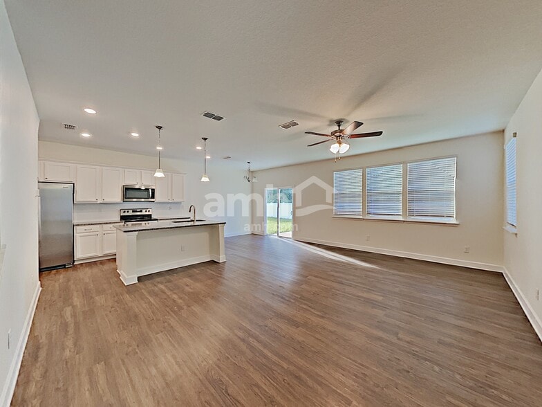 Building Photo - 2876 Calebs Cove Way
