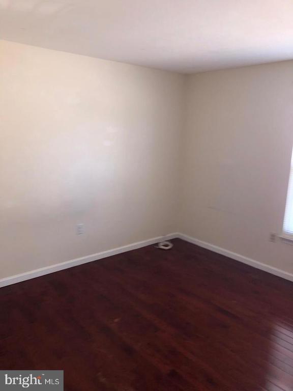 Building Photo - 11714 Basswood Dr