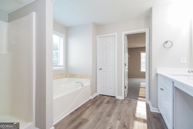 Building Photo - 1731 River Mill Trail NE