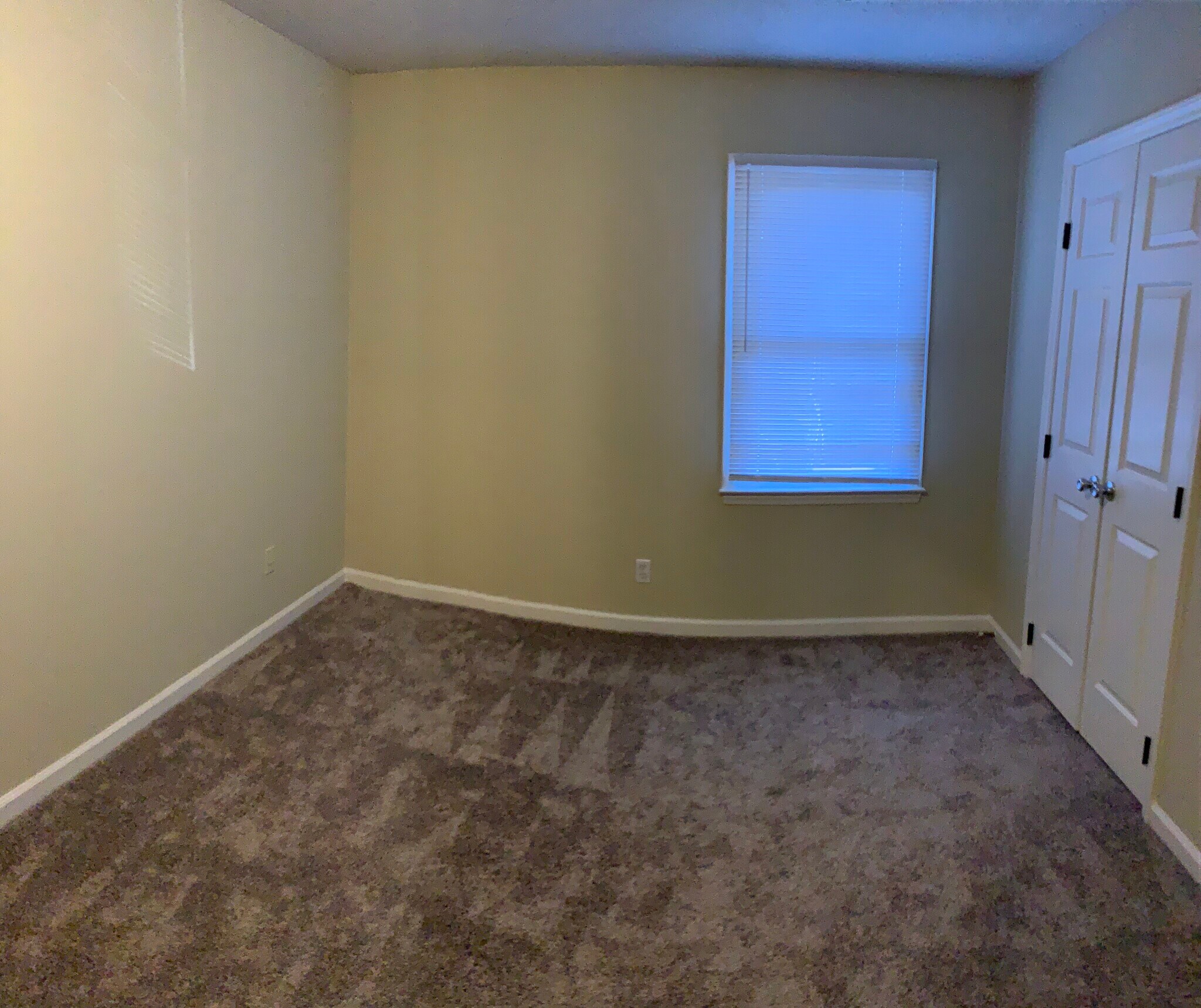 Building Photo - 133 Columbine Dr. Unit # 113