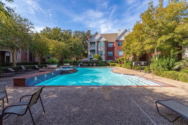 Building Photo - 1330 Old Spanish Trl