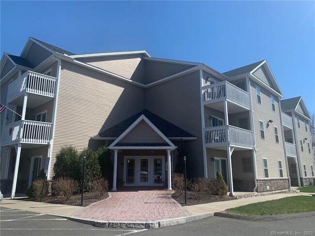 Building Photo - 76 Liberty St