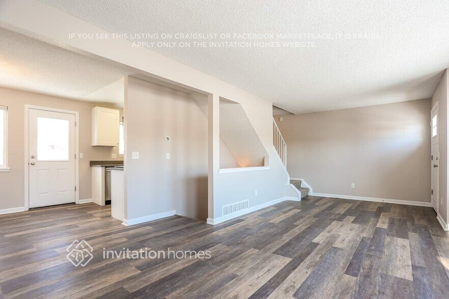 Building Photo - 4545 Davenport Way