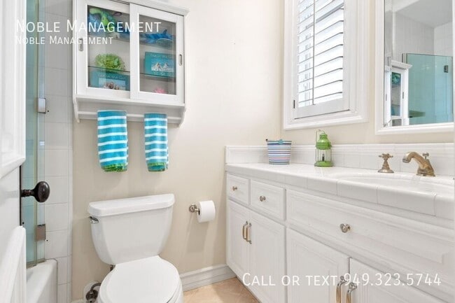 Building Photo - 1514 E Oceanfront-