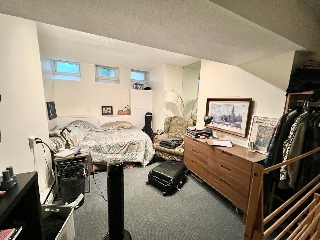 Building Photo - 99 Saint Botolph St