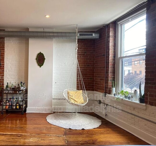 Building Photo - 817 N 2nd St