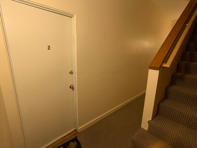 Building Photo - 229 W Canton St