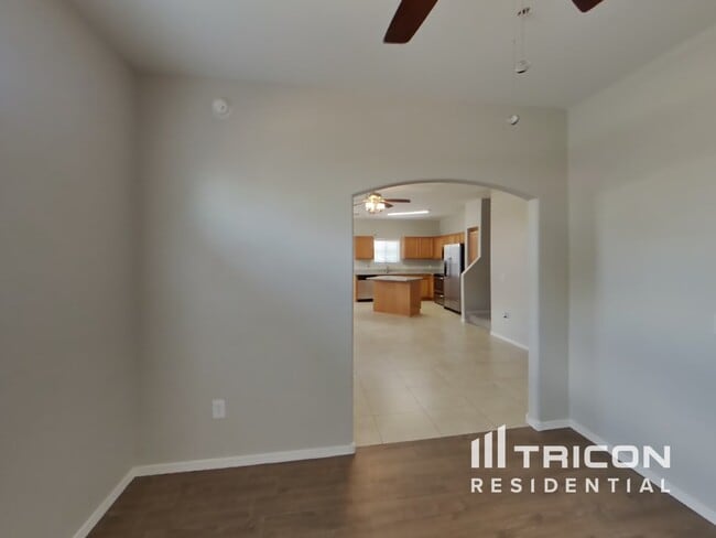 Building Photo - 17365 N Cave Creek Rd