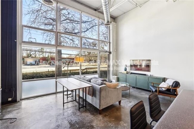 Building Photo - 5200 Peachtree Rd
