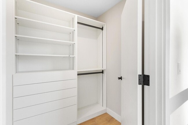 Building Photo - Gorgeous Brand New Construction w/ Rooftop Deck! 3 Bed 2.5 Bath Seattle Home