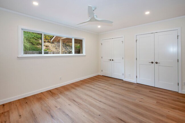 Building Photo - Beautifully Remodeled Mesa home with Ocean...